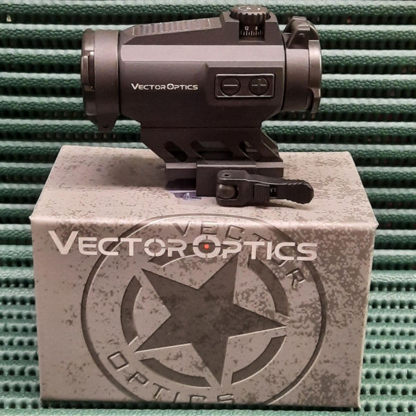 Коллиматорный прицел Vector Optic MAVERICK-II Solar, 2МОА, на Weaver (SCRD-PS12)