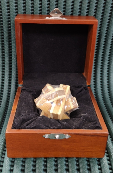 Головоломка "Звезда" бамбук,дерев.коробка (ЕР-01)