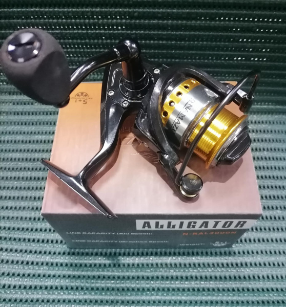 Катушка б/инерц. NAMAZU PRO Alligator AL3000, 5+1 подш., метал.шпуля+запас.графит. (N-RAL3000N)